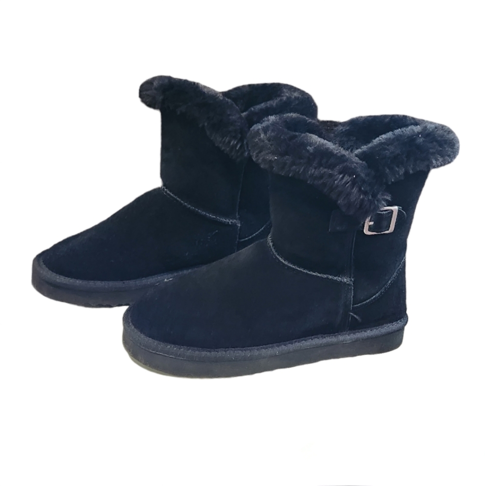 Style & Co Tiny Keppurp Black Suede Uppers
